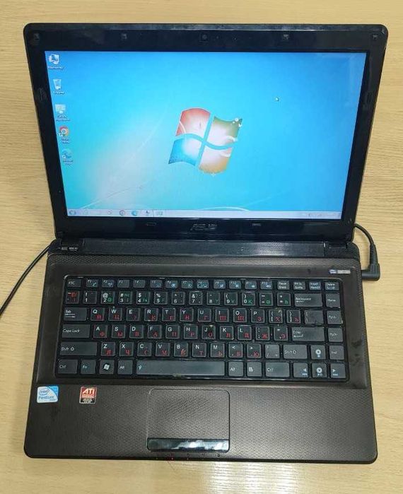Ноутбук ASUS K42J Pentium P6100 2GHz, 1Gb RAM, 320Gb HDD, 14" б/у
