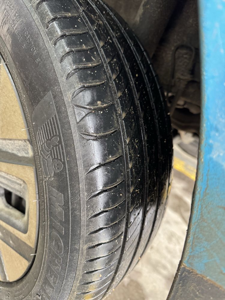 Set 4 Anvelope Michelin Primacy 4 215/55 R17 94V
