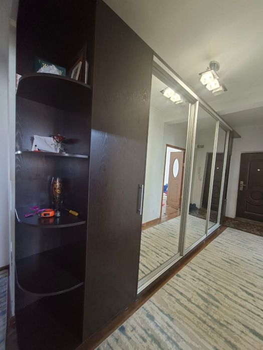 Шкаф для прихожей