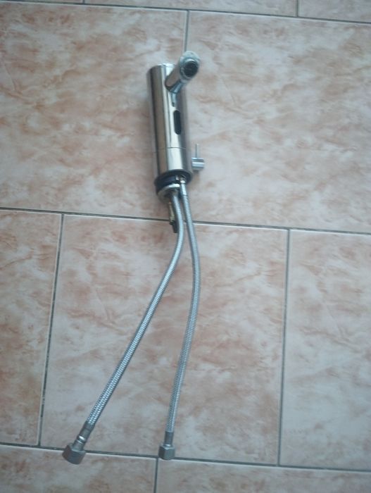 Baterie chiuveta cu senzar