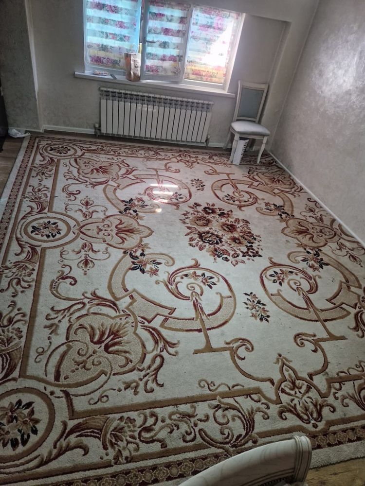 Продоется Ковер очень в хорошем состояний
