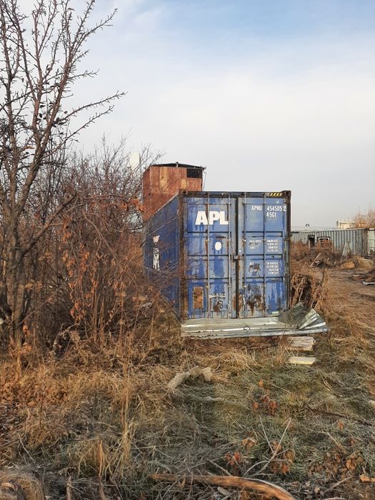 Продам контейнер 40 т морской по 550000 тенге одна