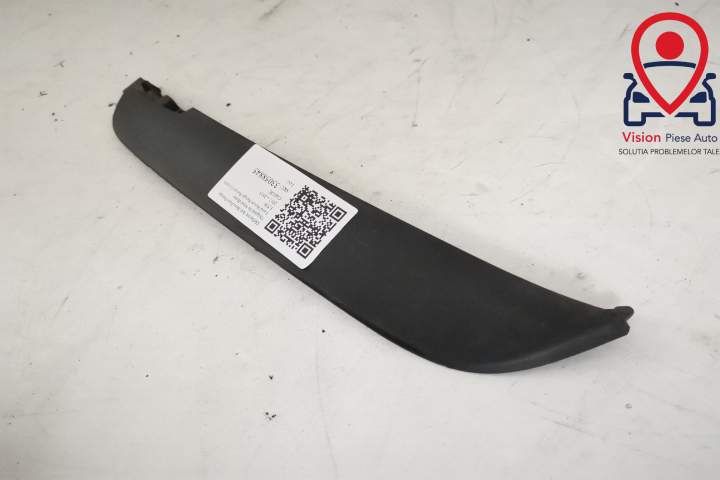 Въздушен Дефлектор За Предна Броня Ляв Оригинален В Добро Състояние Ле