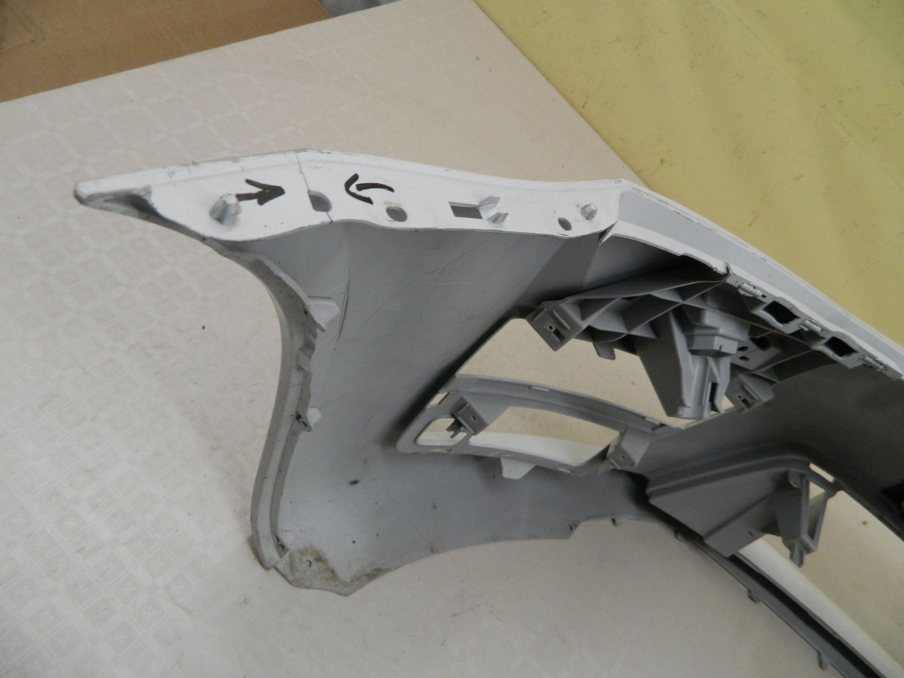 Bara fata Skoda Octavia 3 RS / VRS, 2012, 2013, 2014, 2015, cod origine 5E0807221F.