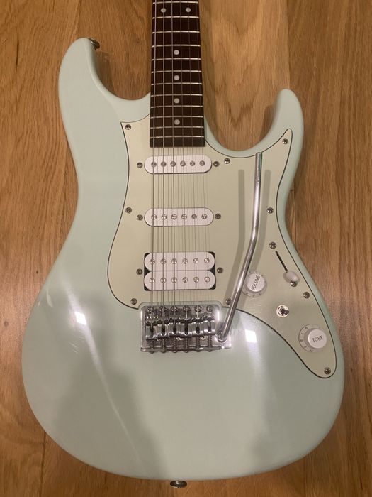 Chitara electrica stratocaster Ibanez AZES40