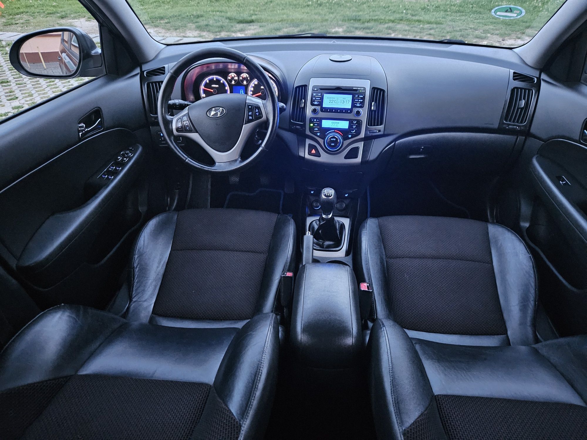 Hyundai I 30 - An 2011 - 1.6(Diesel), 90 Cai, Încălzire scaune