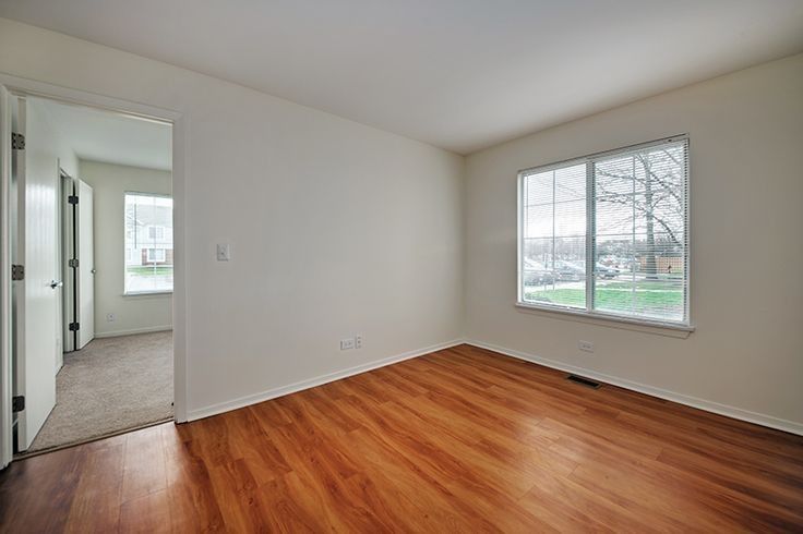 Vand case moderne pe structura metalica