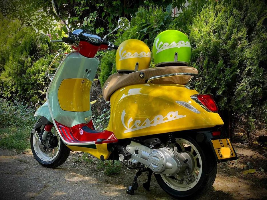 Scuter Vespa Primavera Sean Wotherspoon nou