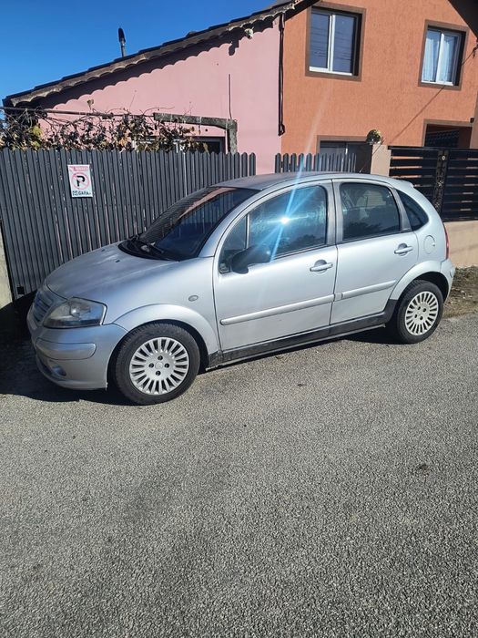 Vând Citroen C3 2001