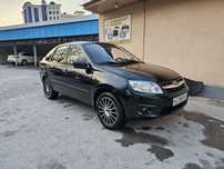 Lada Granta liftback