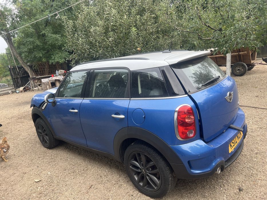 Dezmembrez mini cooper countryman