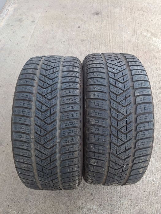 2бр. зимни гуми 245/40/18 Pirelli DOT 2222