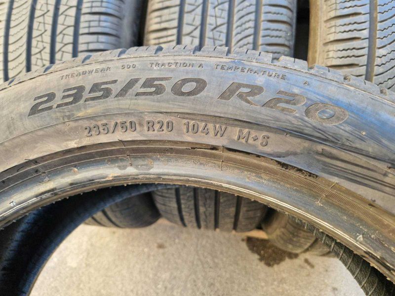 4 Pirelli R20 235/50
летни гуми
DOT1423