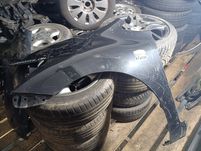 Крыло переднее левое на Toyota Auris