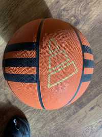 Adidas баскетболна топк