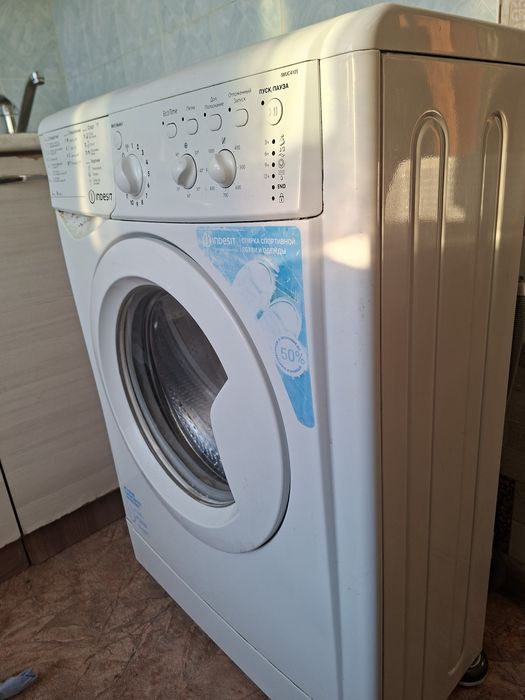 Продам стиральная Индезит