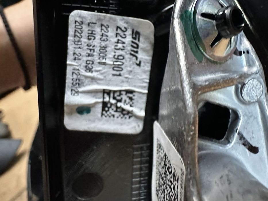 Bmw G26 ляво огледало камера и затъмняване