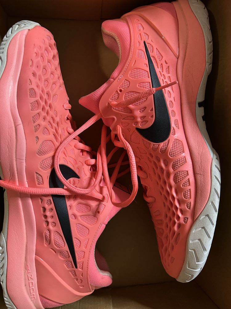 Тенис маратонки Nike