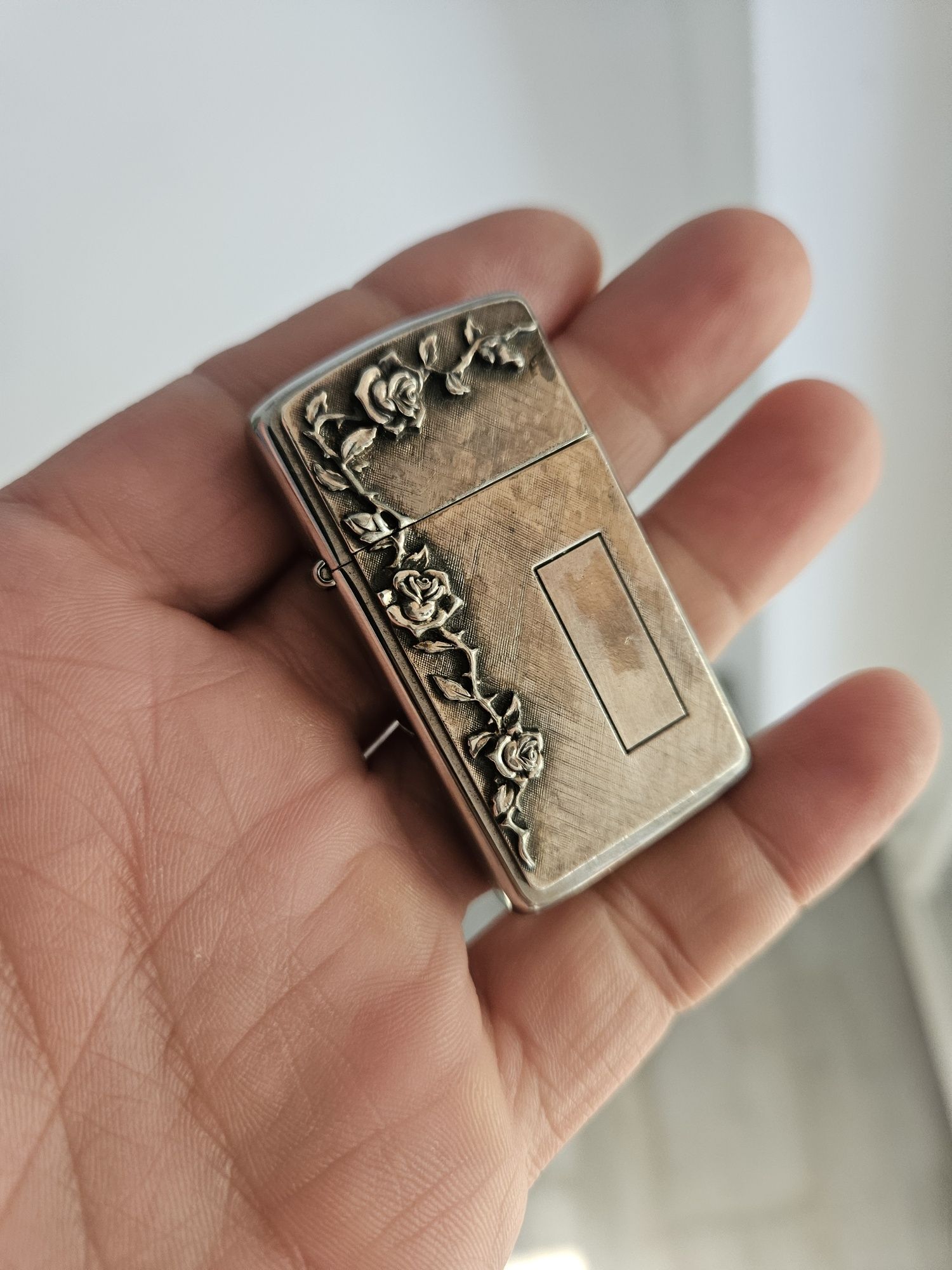 Bricheta zippo de colecție slim