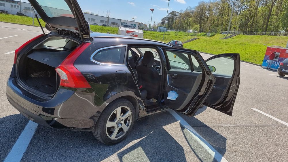 Volvo V60 D3 2011, 2L-5 cilindri
