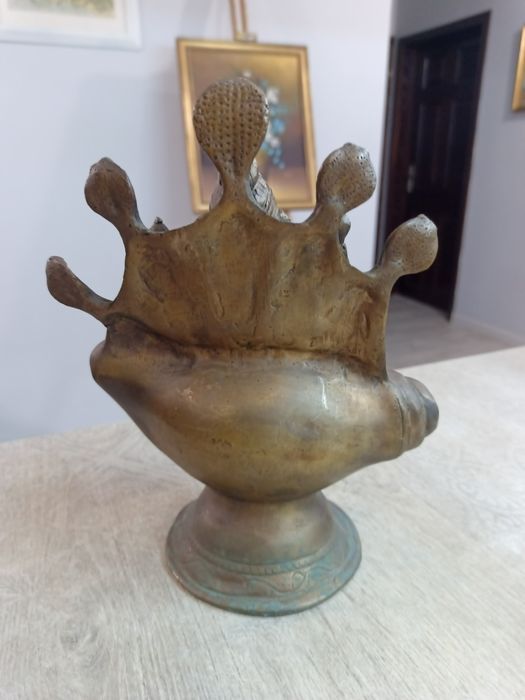 Антична Бронзова Статуетка на Ганеша върху Свещена Раковина (Шанкха) –