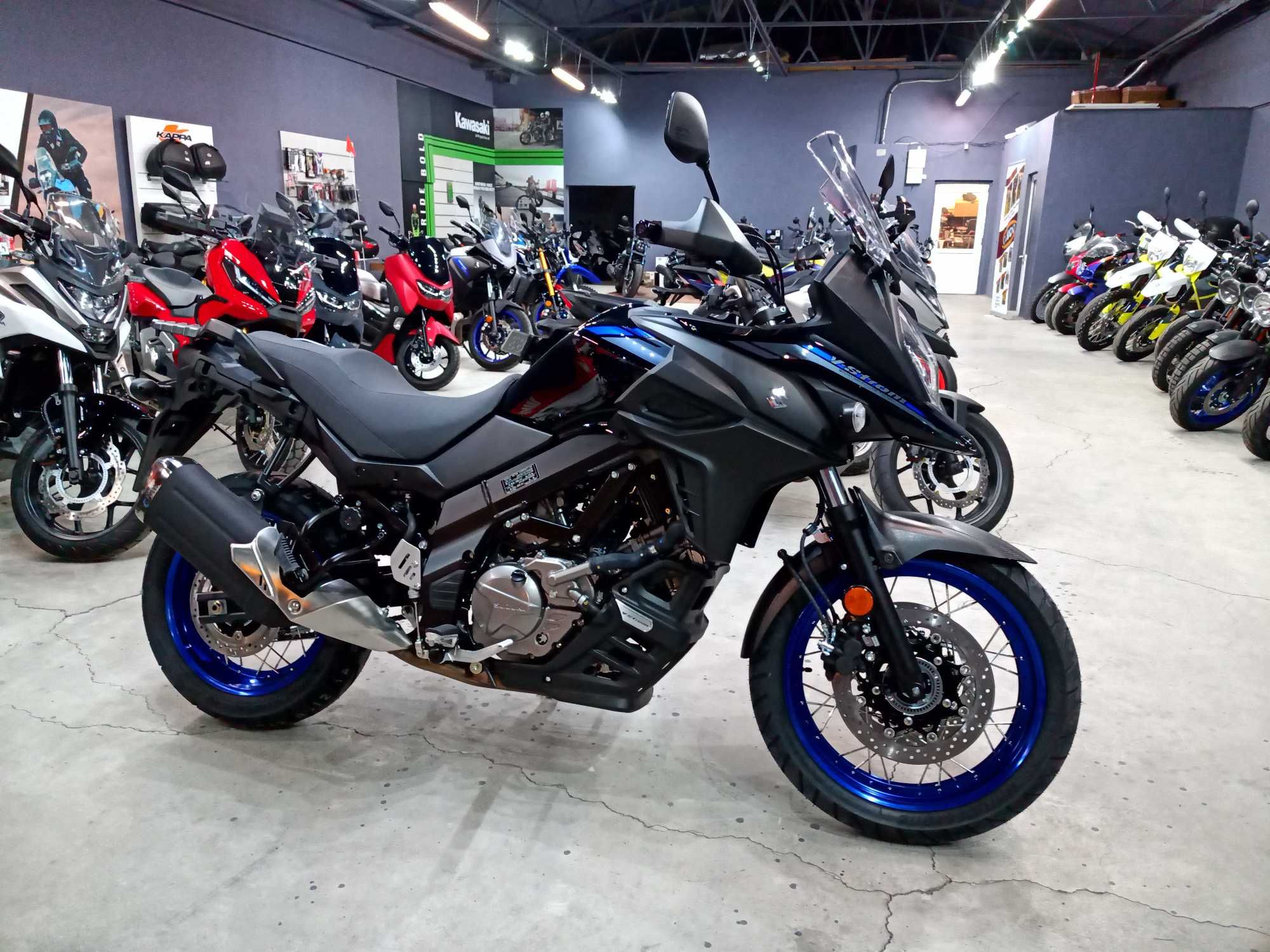 Suzuki DL650XT V-Strom M4 prin Suzuki Constanta