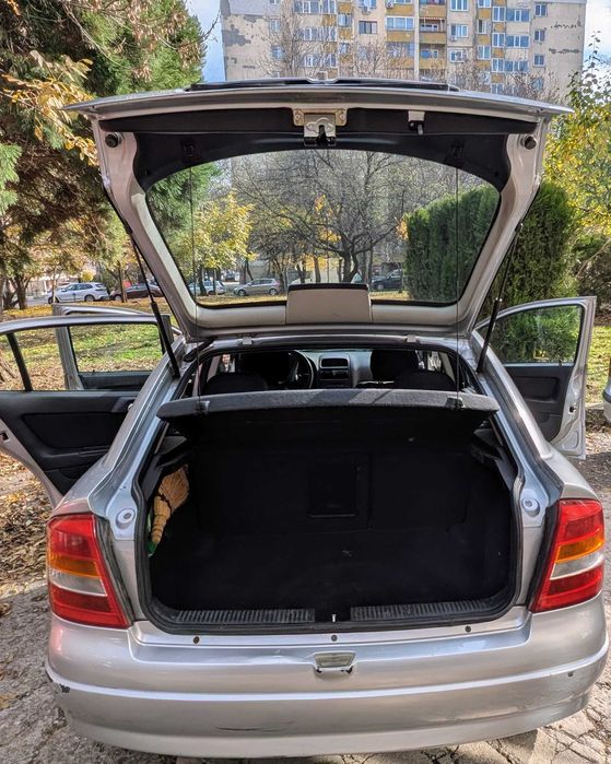 Opel Astra 1.6 16V 2000г