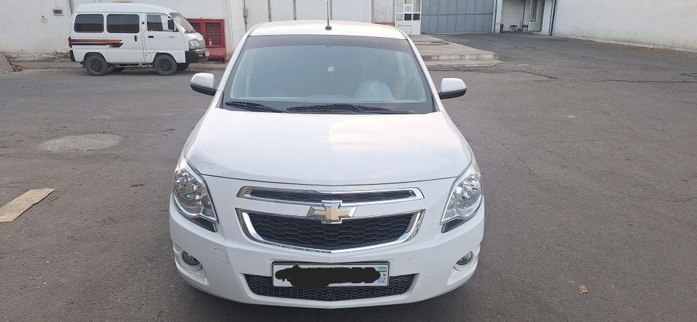 Шевроле Кобальт 2023 года