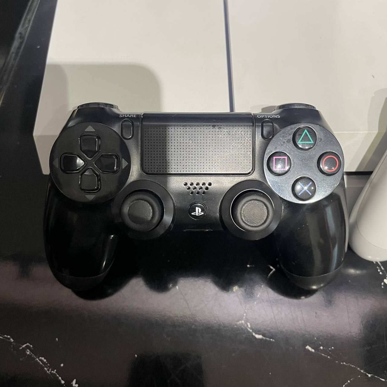PlayStation 4/ 500gb   Korea   2 джойстик 12.52