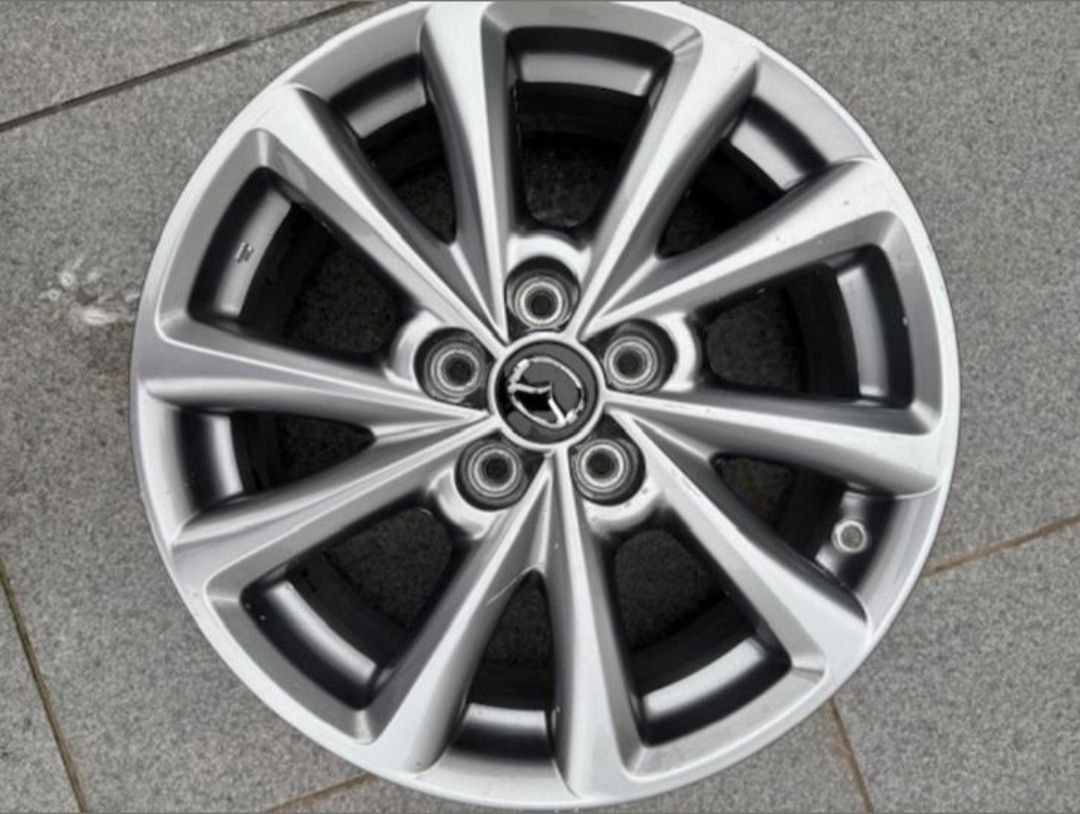 Оригинални лети джанти Mazda CX3/CX5 (17 цола)