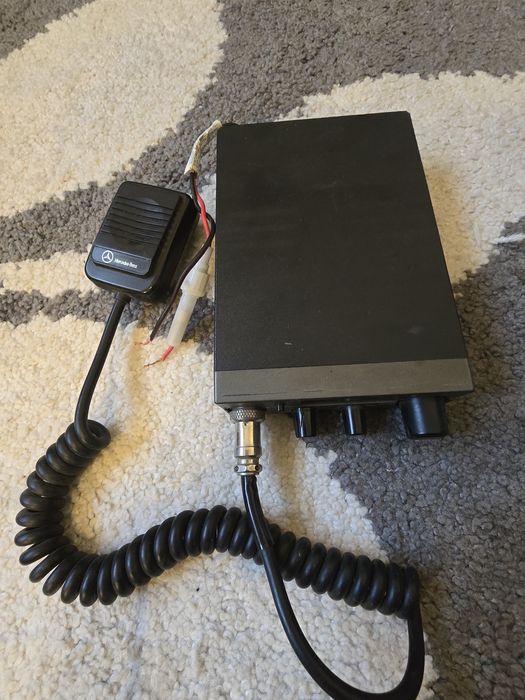 Statie radio CB dedicata Mercedes Benz stabo xm3044