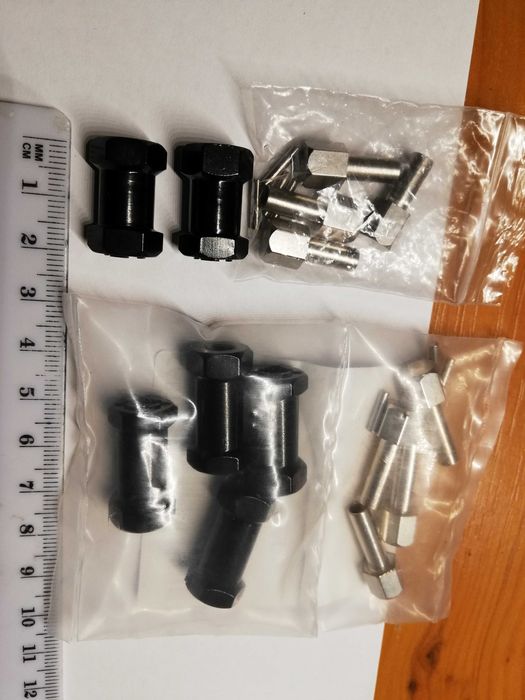 Automodel distantier  hex 12mm, lungimi de 12-15-20-25mm scx10 ...