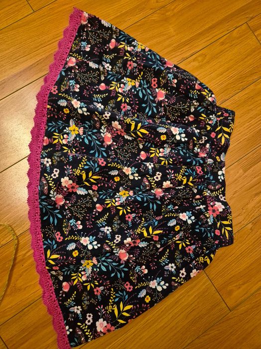 Fusta fete catifea marime 140-146 cm,  10-11 ani, LC Waikiki