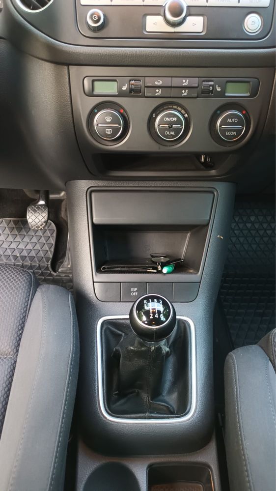 VW Golf 5 Plus - 2.0 TDI 140 CP