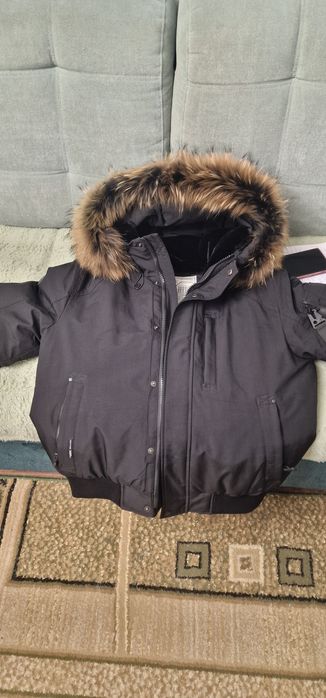 Продам отличную, тёплую, короткую Аляску