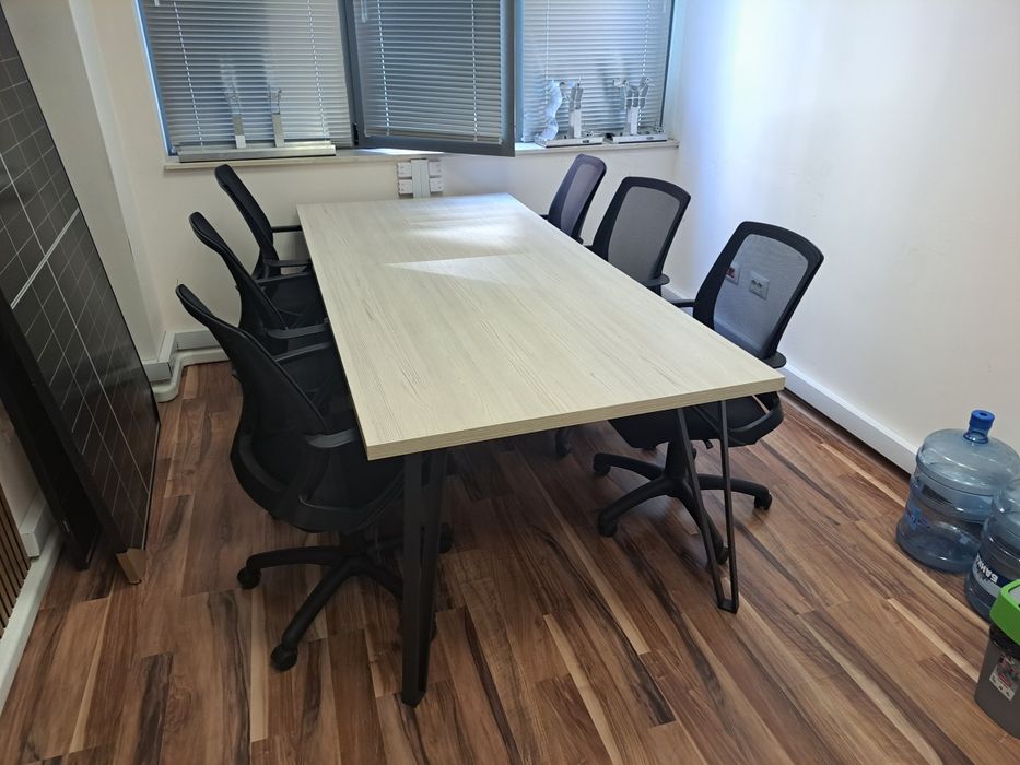 Конферентна маса