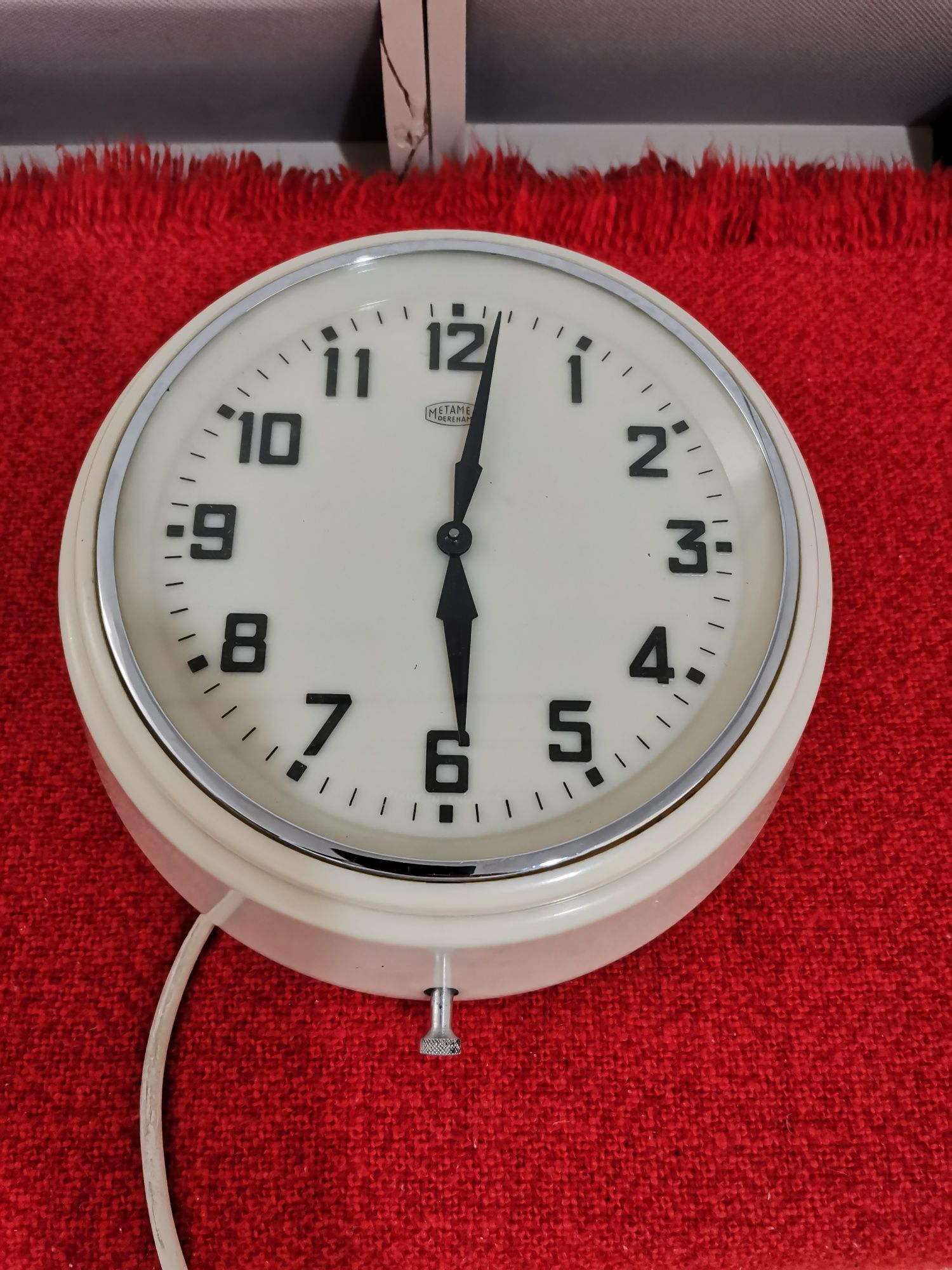 Ceas perete Metamec Dereham electric