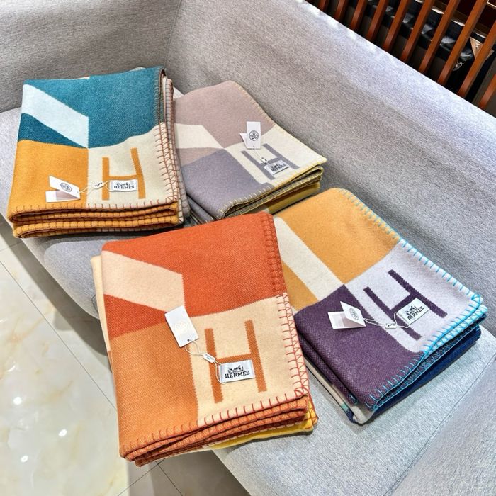 Тип Hermes Одеяло и Възглавница