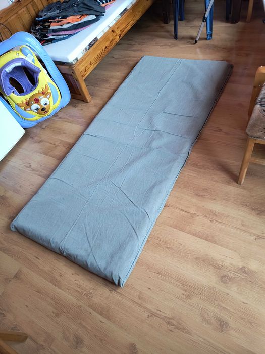 дунапрен с дамаска 190/82/9 см -35 лева в Бургас