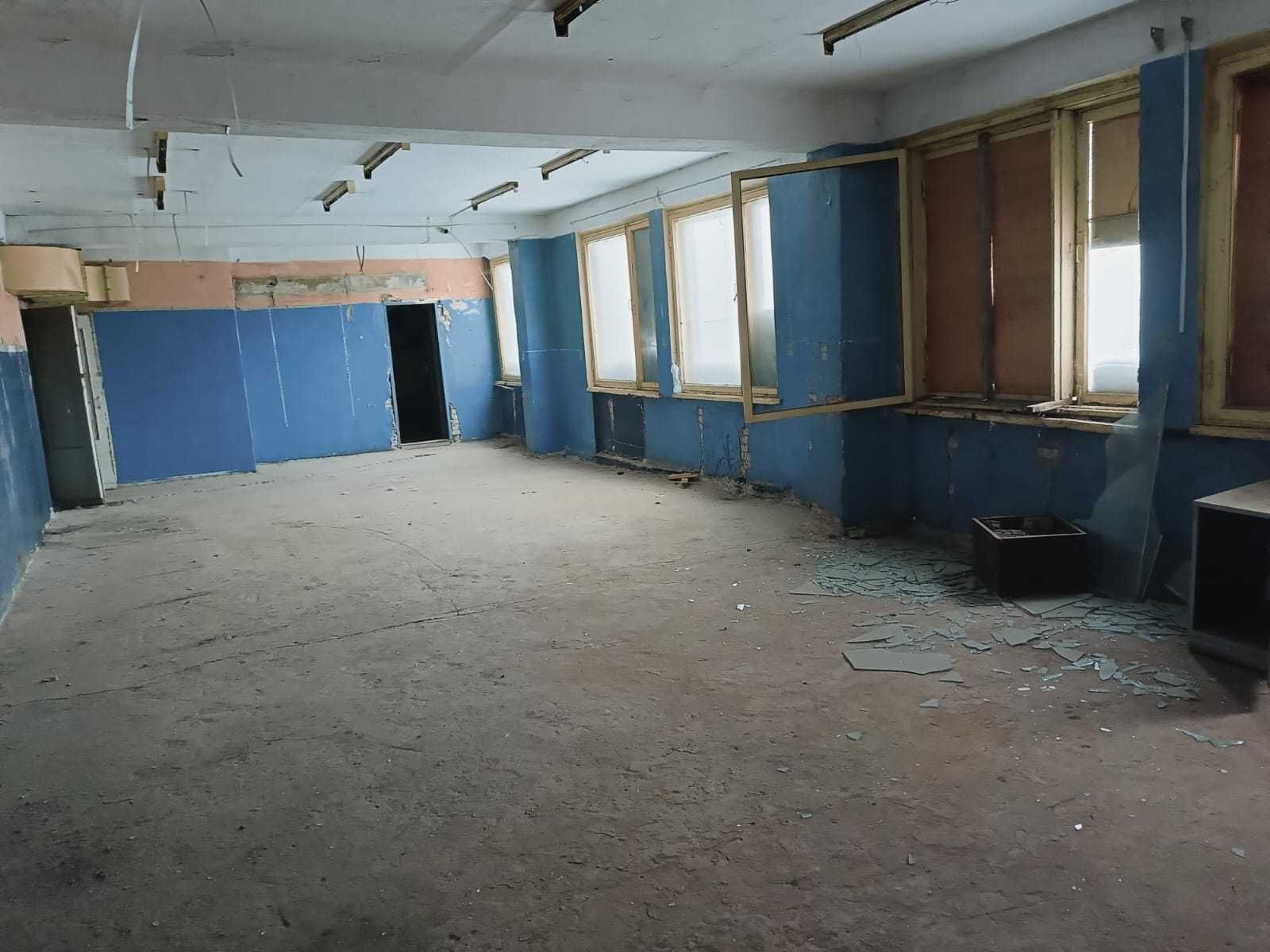Помещение 1200м в центре 2 этажное + подвал