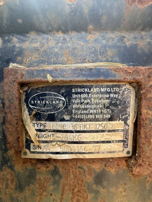 Cupe excavator de la 8- 25 tone cu prindere rapida