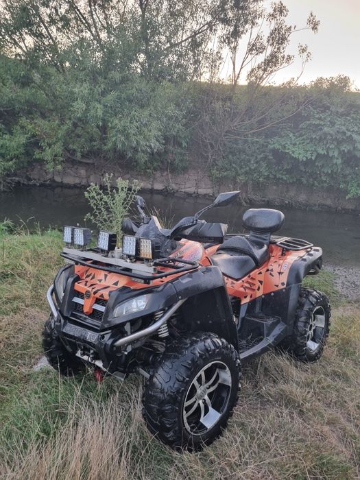 Vând atv cf moto x8 800