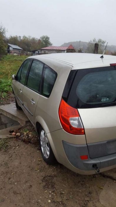 Planetara stanga renault megane scenic 1.9dci 2007
