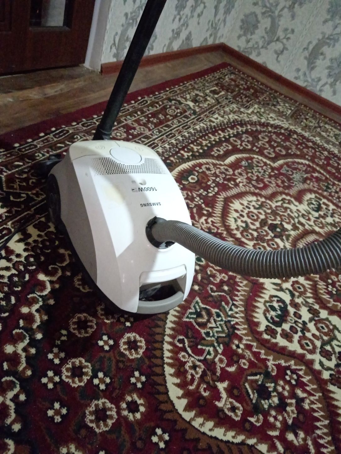 Samsung xolati zur plisos