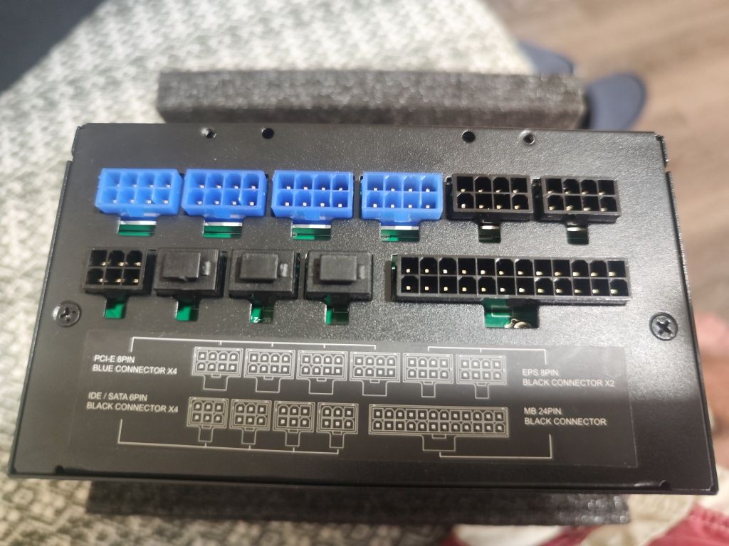 Sursă PC 80+ Platinum SilverStone 1200W Full Modulară