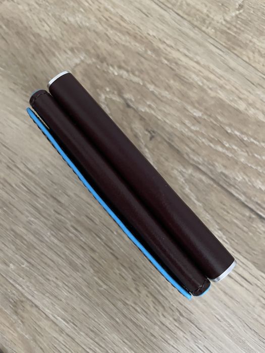 Portofel (card holder) marca premium Piquadro