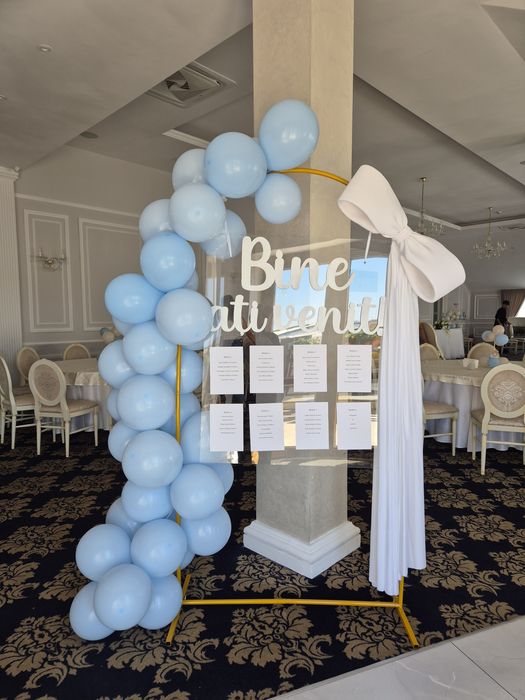 Aranjament  decor baloane flori nunta botez majorat