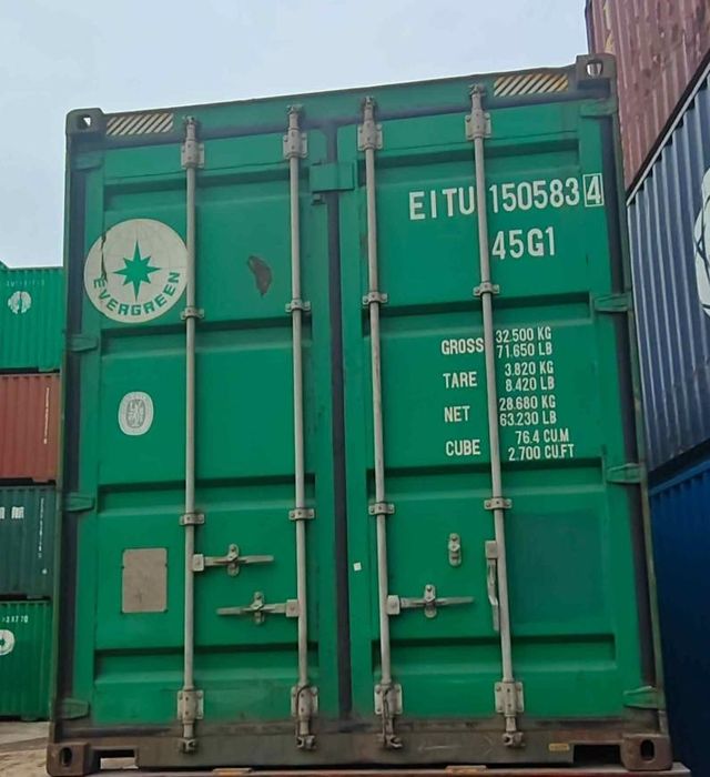 Продам 40 футовый морской контейнер  Уральск