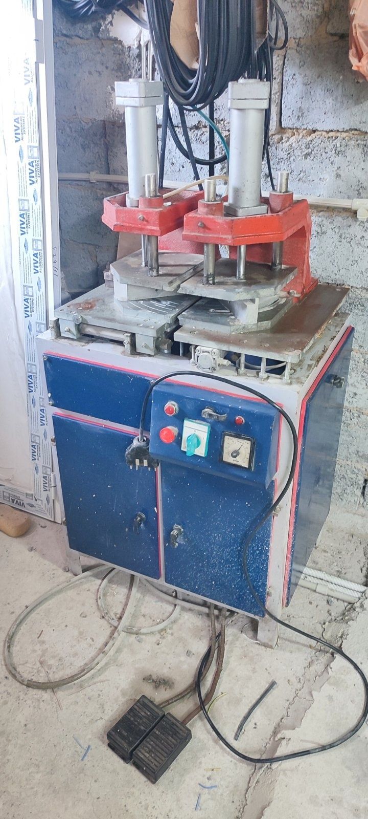 Лепачка за PVC дограма