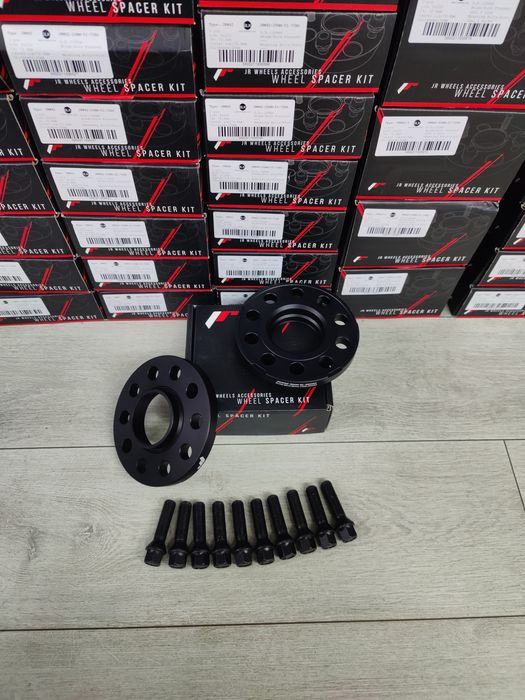 Distantieri 1.5cm/15mm Audi / Mercedes distantiere JR + prezoane lungi